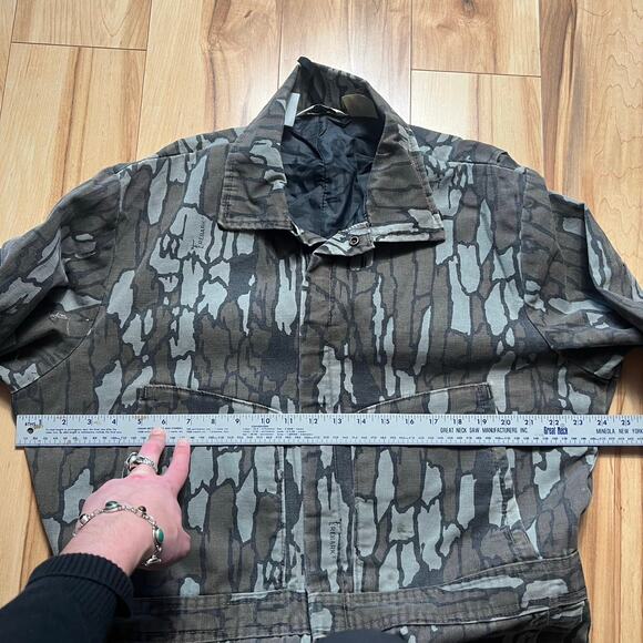 VINTAGE Walls Rebark Camo Men’s 48 Distressed Coverall Jumpsuit Hunting Outdoor - Picture 2 of 9